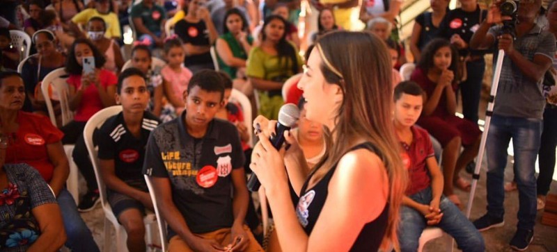 Governador Luís Rocha recepciona Amanda Gentil