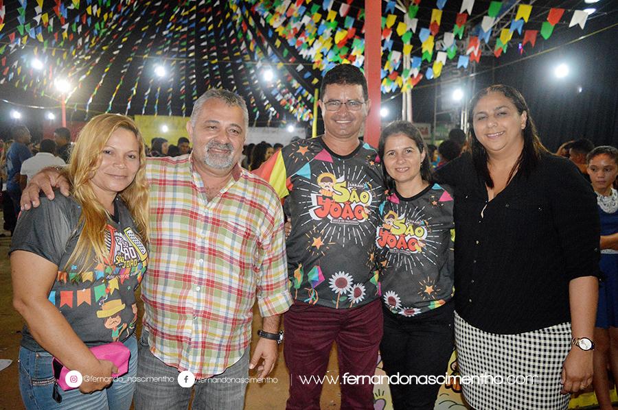 Última noite do Arraiá São João foi marcada por show da Banda Forró Seu Minino