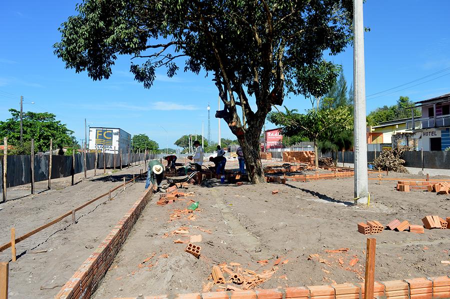  Mais investimentos em infraestrutura, Prefeitura começa a construir uma nova praça