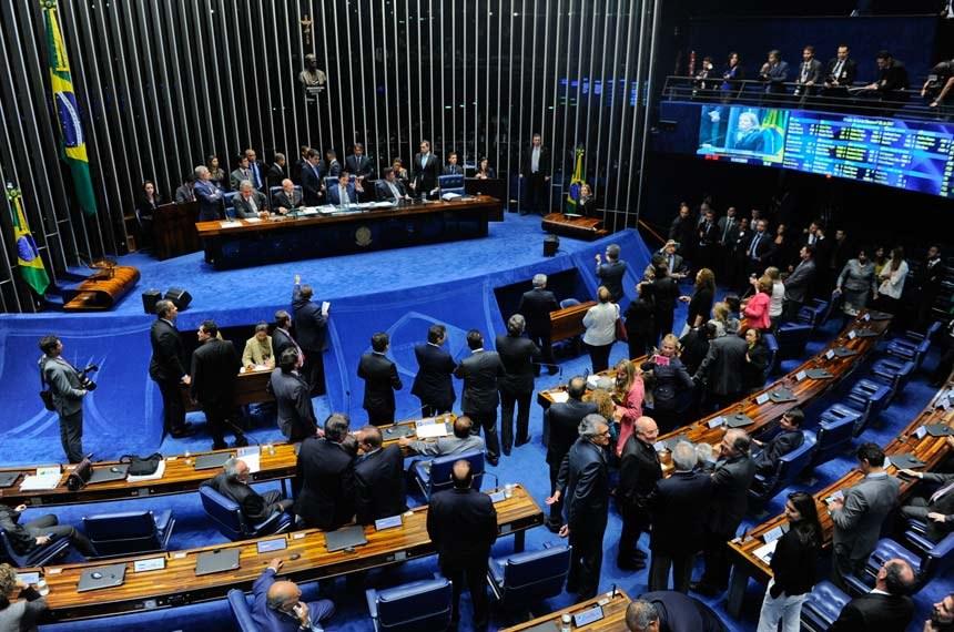 Reforma trabalhista vai a sanção