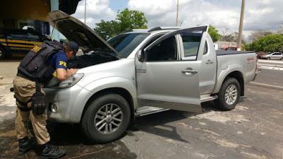 Toyota Hilux roubada no Piauí é recuperada no Maranhão