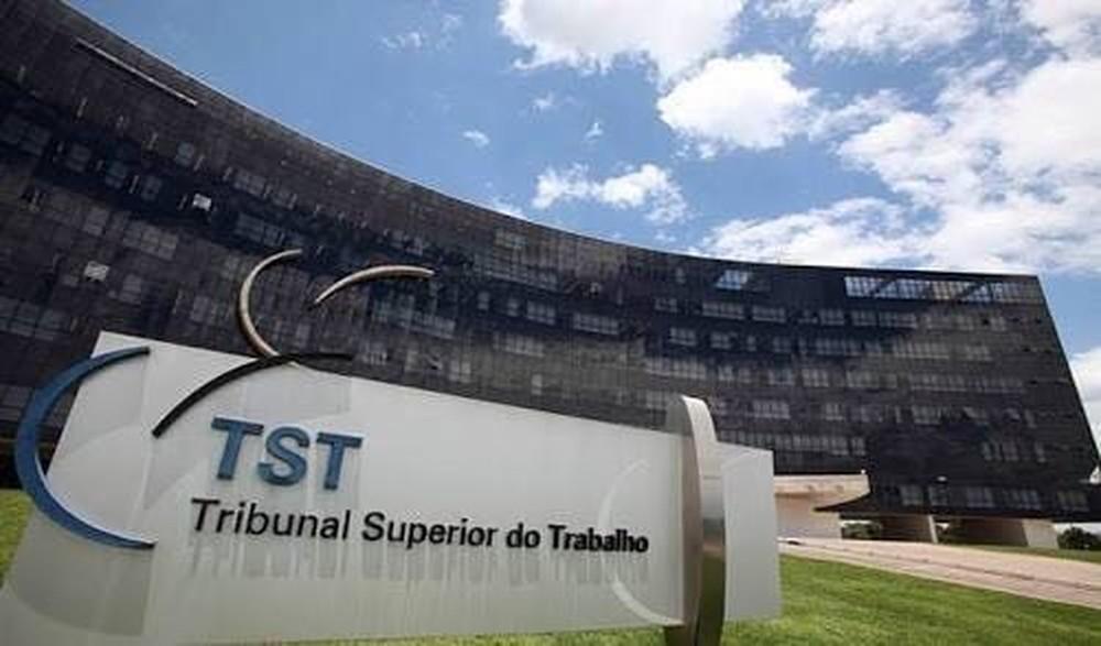 TST registra 105,3 mil inscritos em concurso para 52 vagas