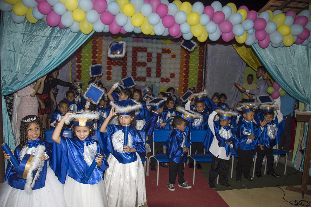 Caminho Suave encerra o ano com linda festa de Colação de Grau 