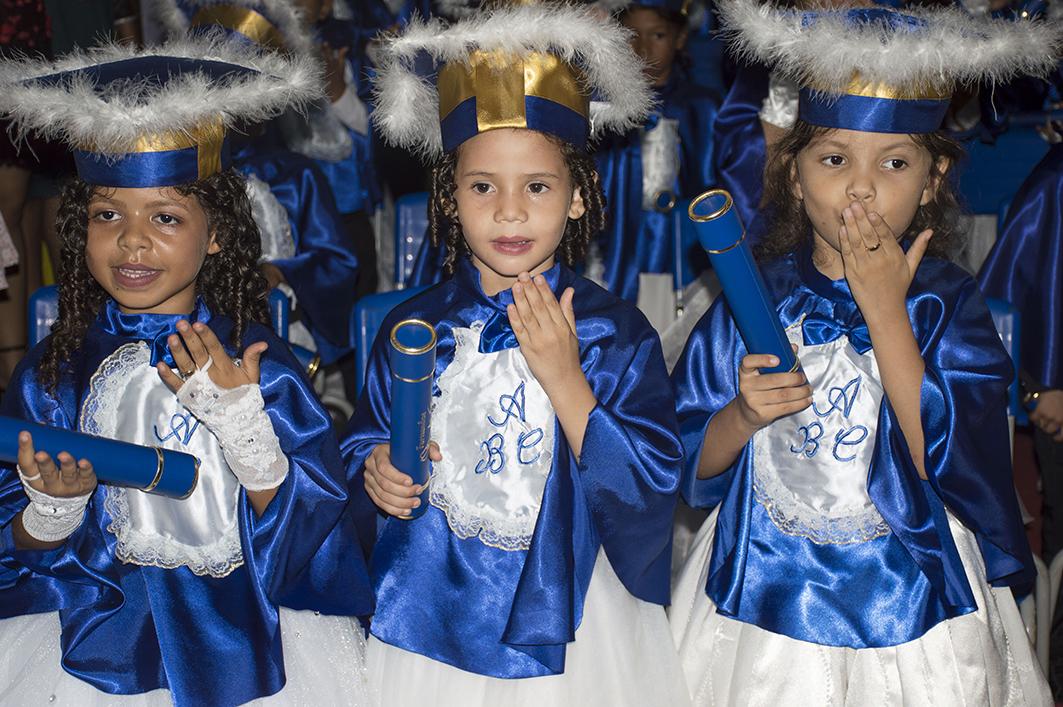 Caminho Suave encerra o ano com linda festa de Colação de Grau 