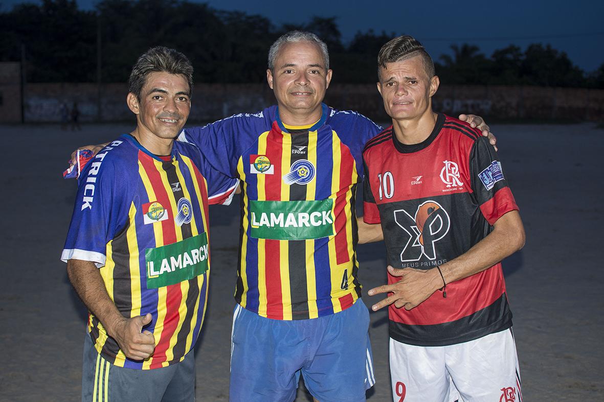 Amigos do Ratinho versus amigos do Fabiano: uma partida solidária