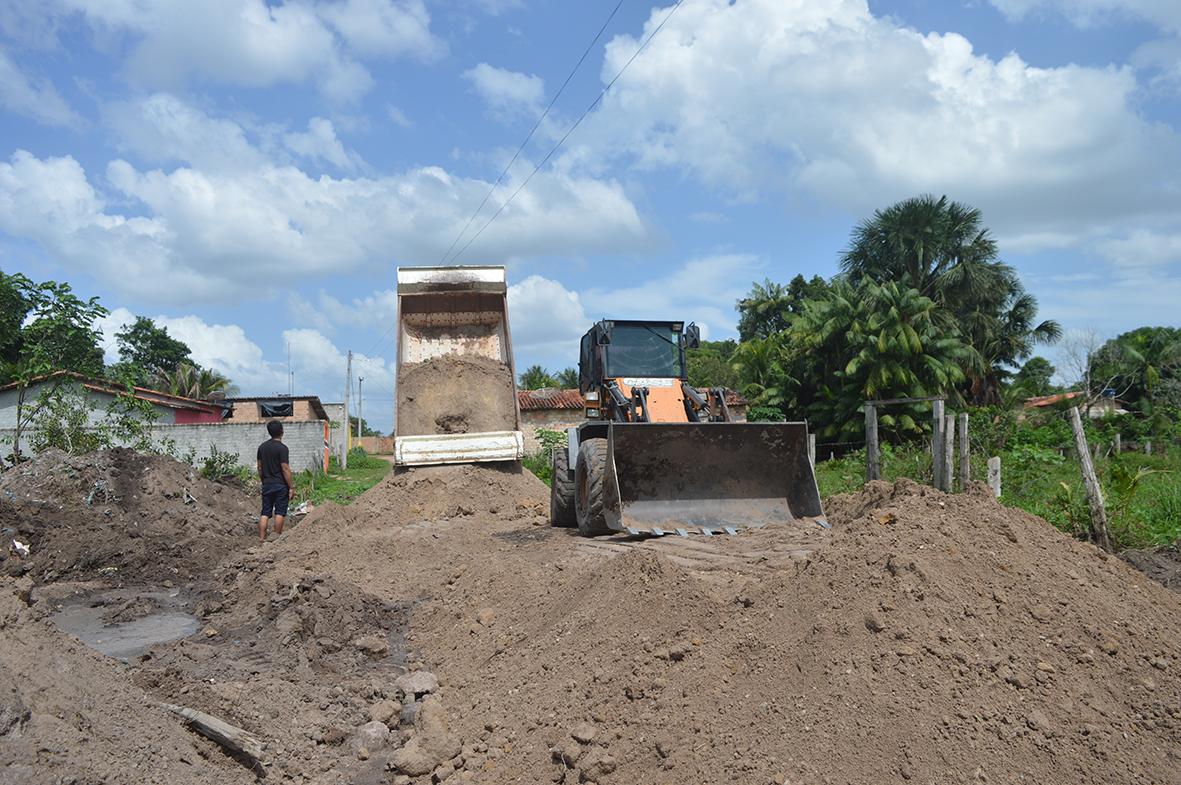 Após construção de um bueiro, Rua Sol com totais condições de tráfego