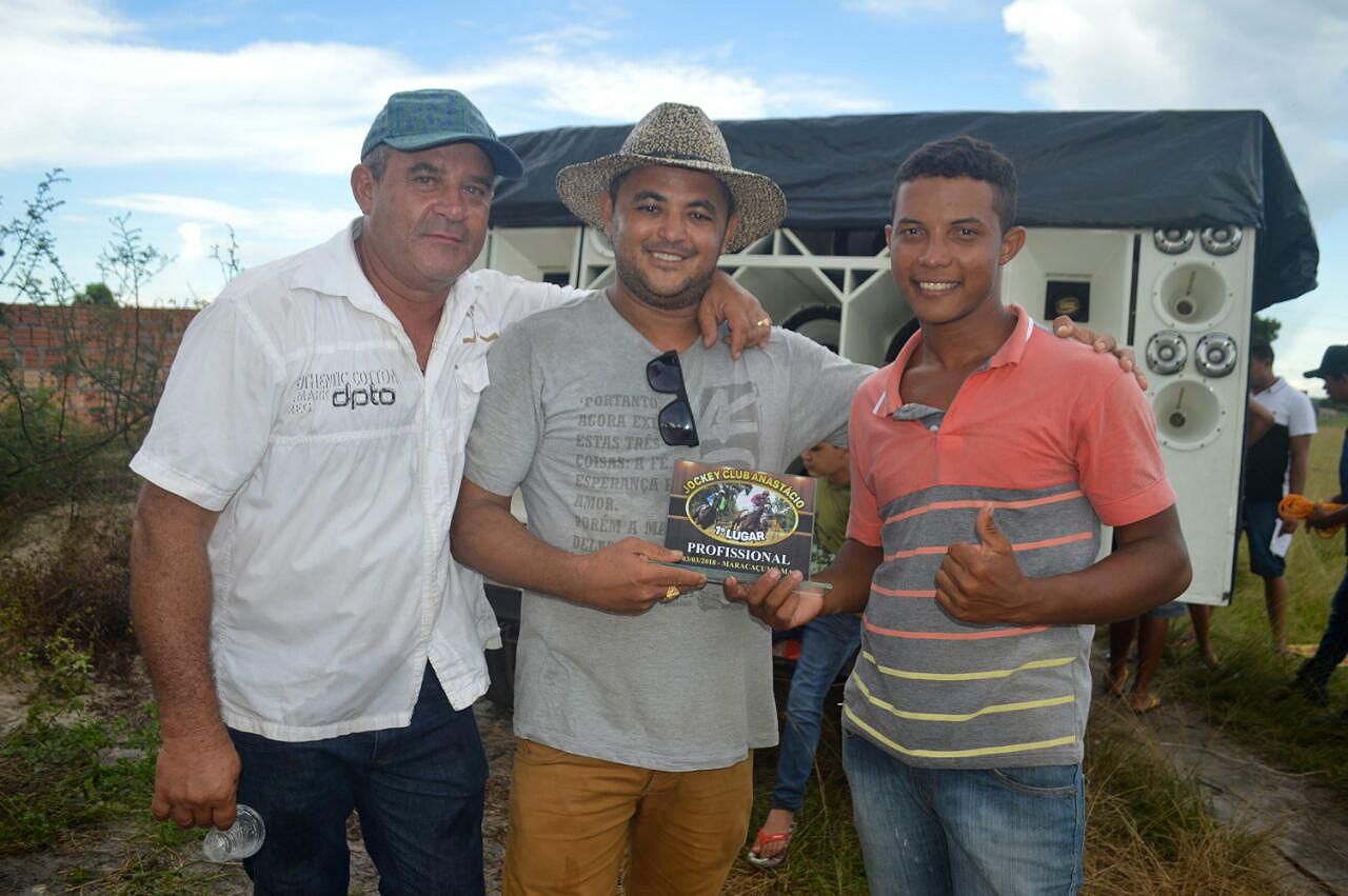 Supermercado Salvador informa: Inauguração do Jockey Club Anastácio foi um sucesso