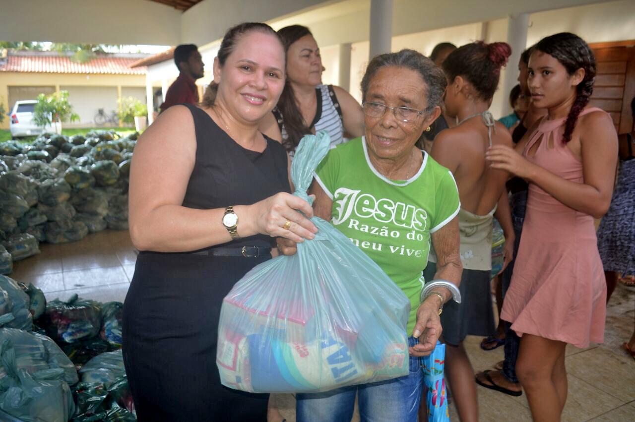 Quase 3 mil cestas básicas foram distribuídas pela prefeitura de Maracaçumé nessa quarta, 28