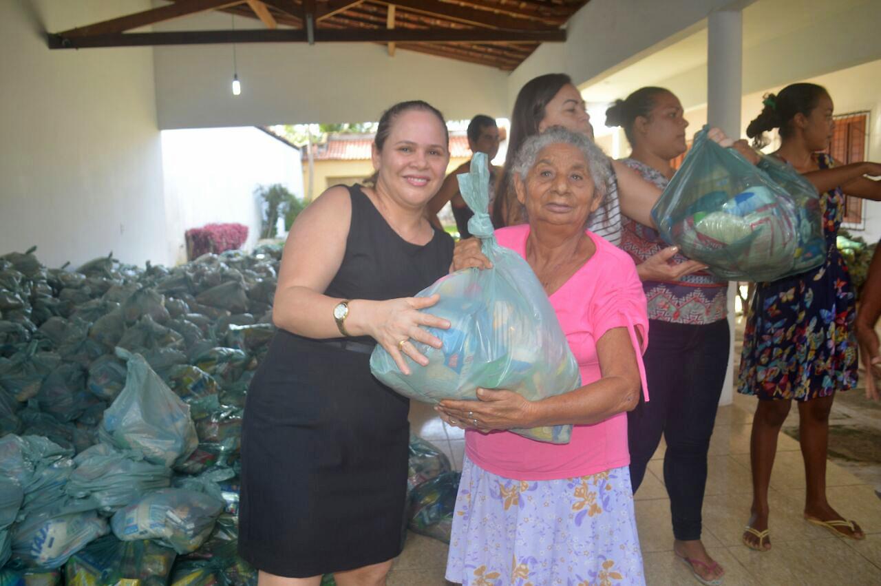 Quase 3 mil cestas básicas foram distribuídas pela prefeitura de Maracaçumé nessa quarta, 28