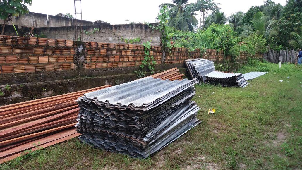 Limpeza da Escola do Estado já começou e obra será retomada na segunda-feira, 9