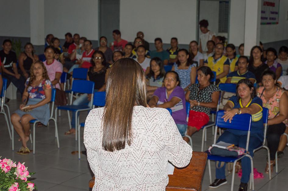 Tate do Ademar garante pagamento do reajuste salarial dos professores de Amapá do Maranhão