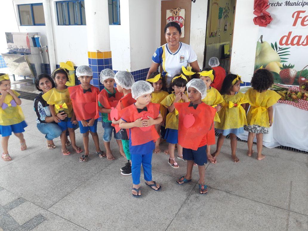 Creche Raimundo Sardinha promove a primeira ‘Feirinha das Frutas’