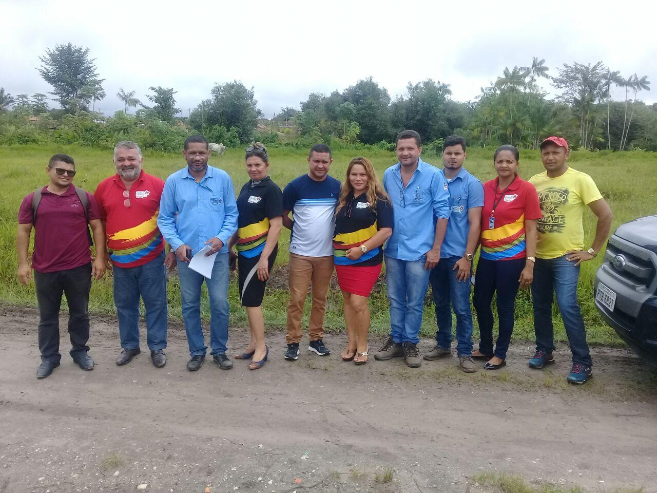 Engenheiros da SINFRA visitam terreno da primeira escola do Estado em Boa Vista do Gurupi