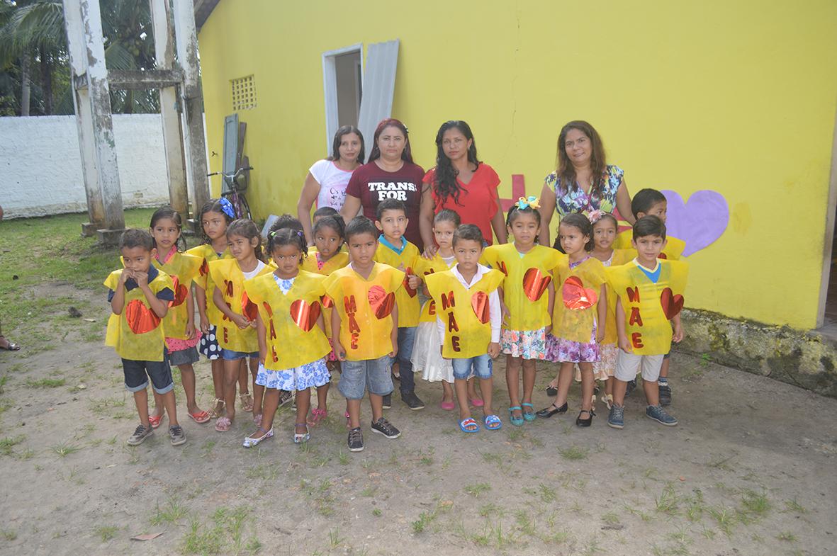 Escolas de Maracaçumé comemoram o Dia das Mães com homenagens, presentes e reconhecimento