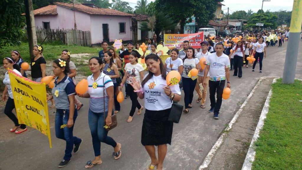 Amapá do Maranhão realiza caminhada alusiva ao Dia Nacional de Combate ao Abuso e a Exploração Sexual de Crianças e Adolescentes e leva multidão para as ruas