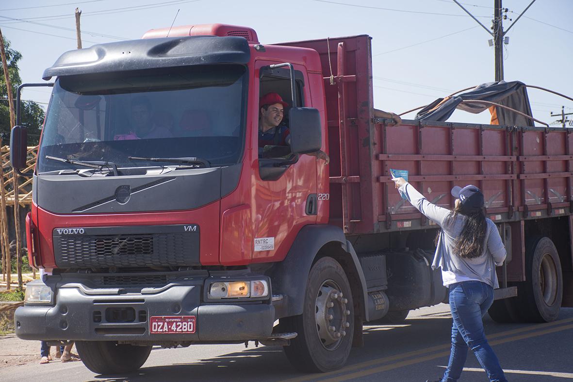 Assistência Social promove blitz de alerta e combate ao trabalho infantil