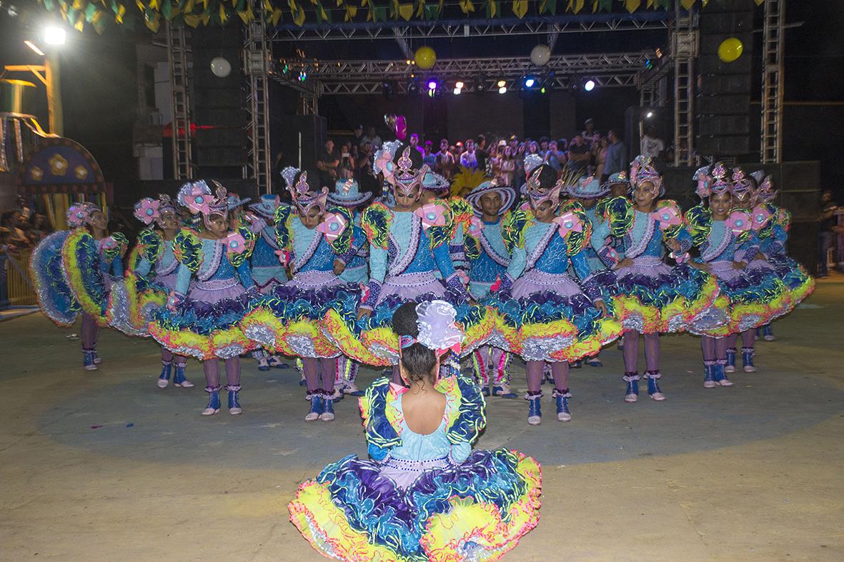 Arraiá do Povão supera expectativas e se torna palco de grandes espetáculos da cultura regional