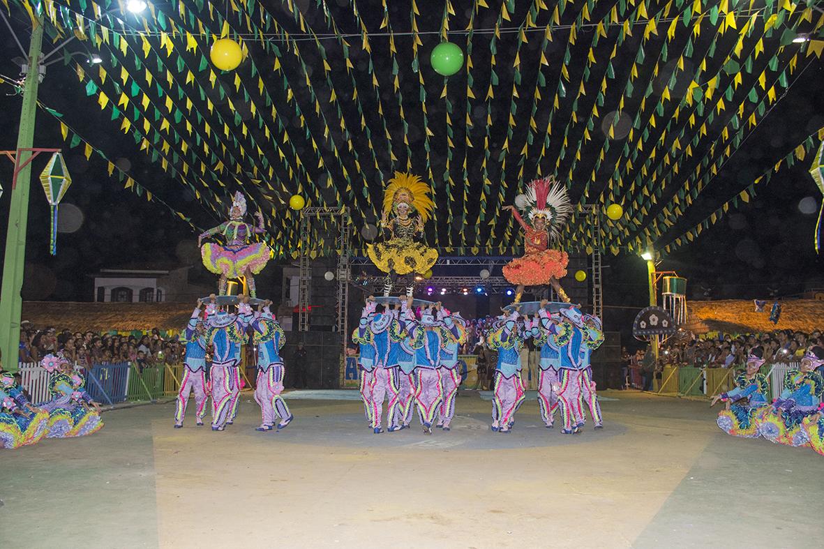 Arraiá do Povão supera expectativas e se torna palco de grandes espetáculos da cultura regional