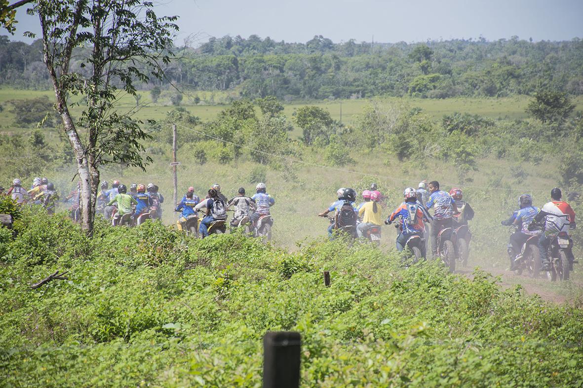 Trilheiros percorrem ‘quilômetros de adrenalina’ em Amapá do Maranhão