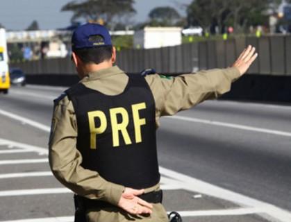 Três pessoas em uma moto morrem em acidente em rodovia no Maranhão