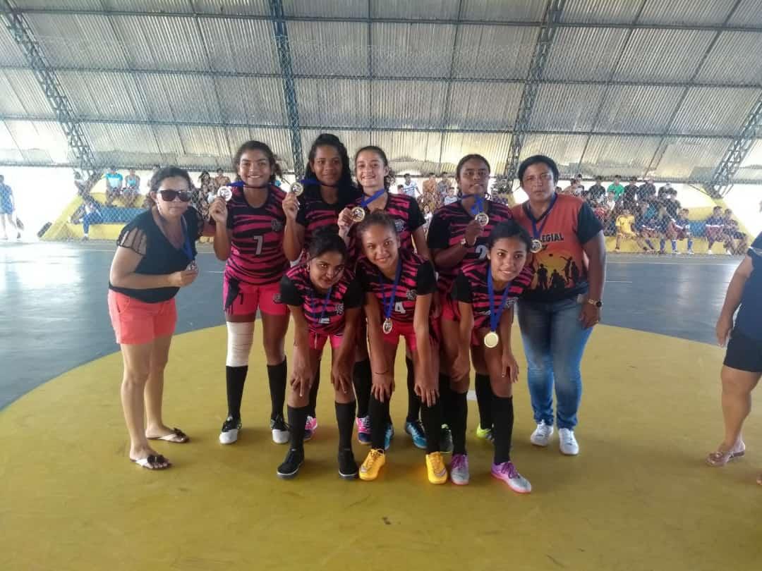 Destaque no futsal feminino, boa-vistenses passam da 1º etapa do JEMS