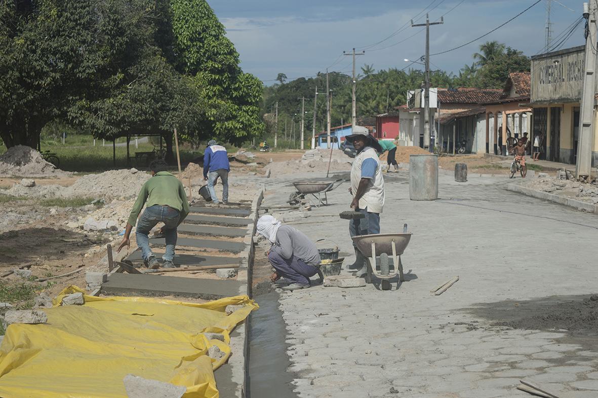 Povoado Sodrelândia recebe melhorias na infraestrutura da Rua Principal