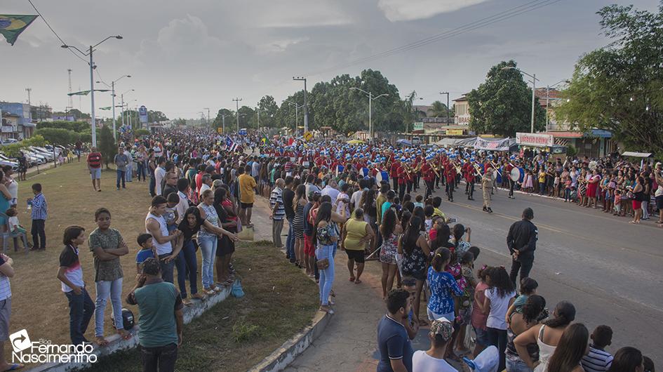 Desfile Cívico lembra a importância da Independência do Brasil