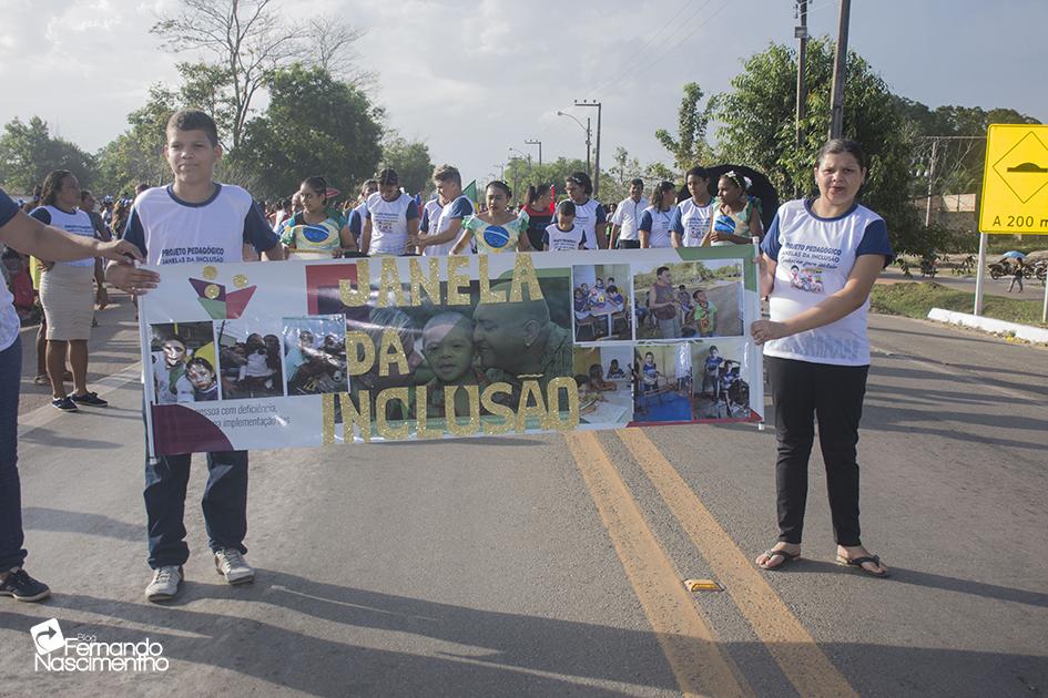 Desfile Cívico lembra a importância da Independência do Brasil