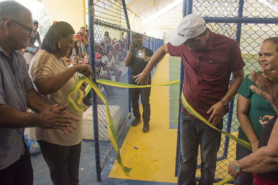 Chico Velho inaugurou mais uma quadra poliesportiva