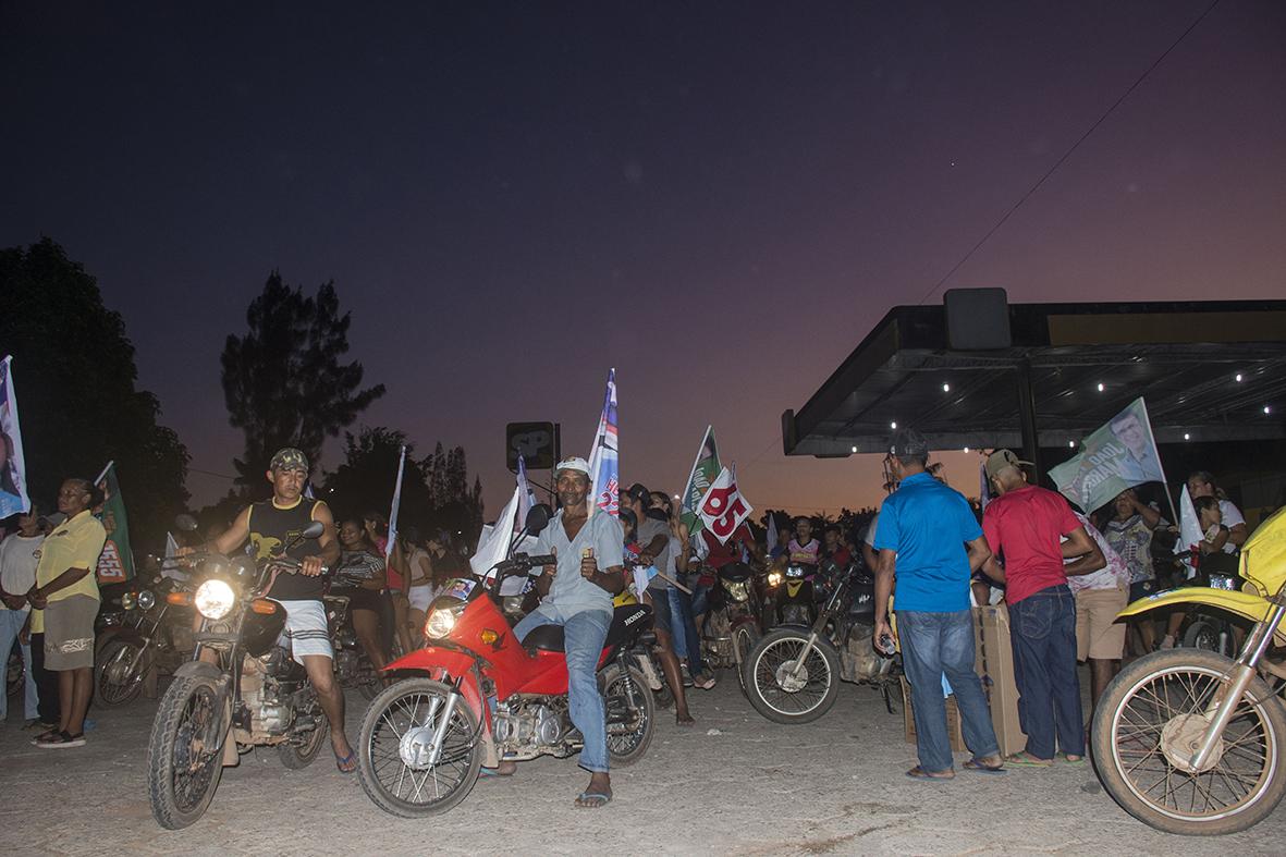 Forte e popular, Tate do Ademar promove mega carreata para apresentar seus candidatos