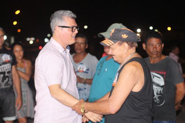 Doutor Airton participa de reunião com moradores de Manaus da Beira do Rio em Gurupi