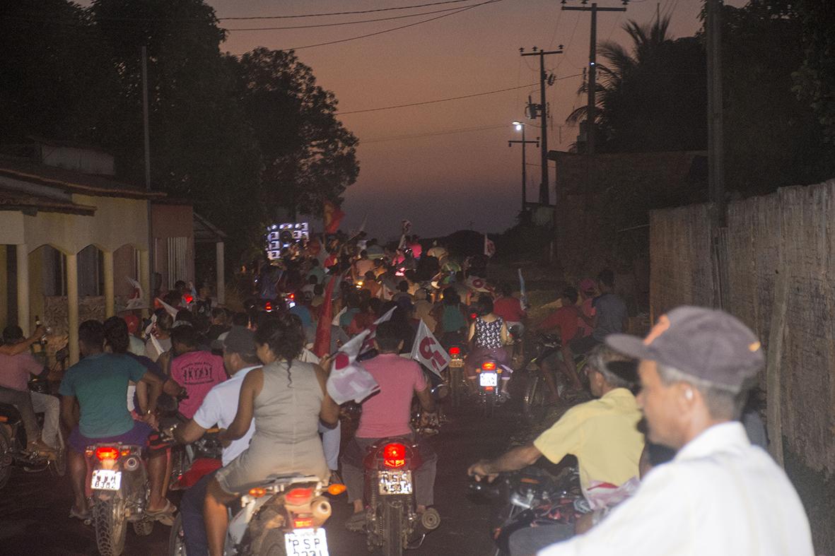 Forte apoio popular e uma grande carreata garantem adesão aos candidatos do prefeito Antonio Filho