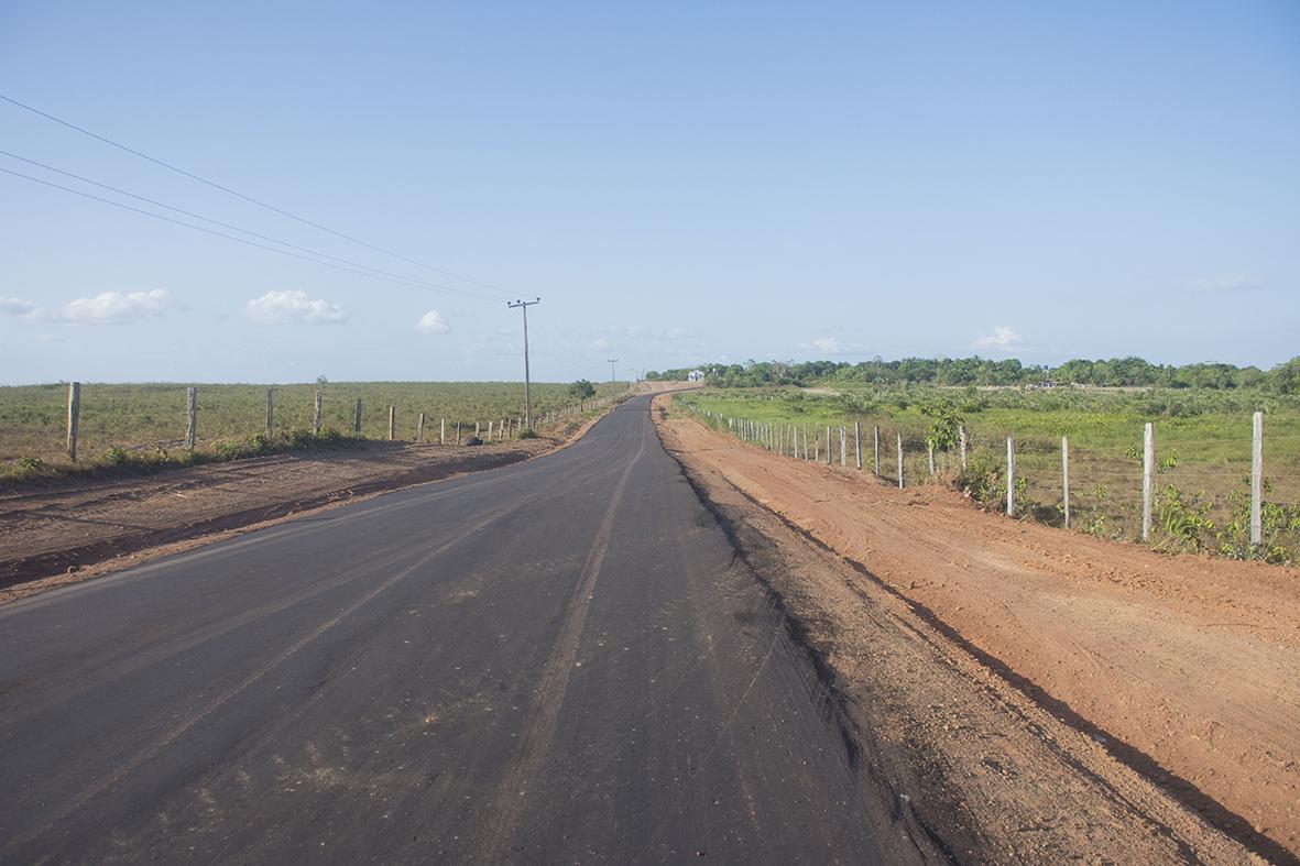 Asfalto é uma realidade nos povoados Vera Cruz e Vila Menandes