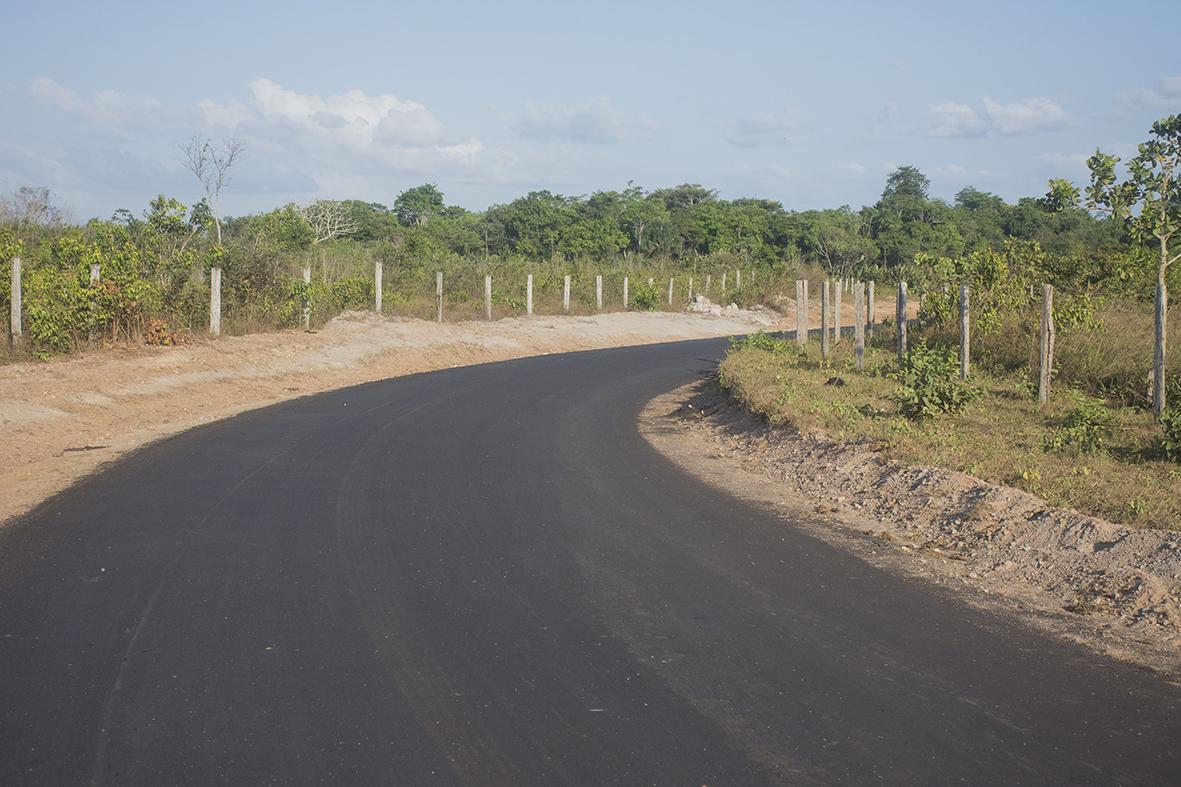 Asfalto é uma realidade nos povoados Vera Cruz e Vila Menandes