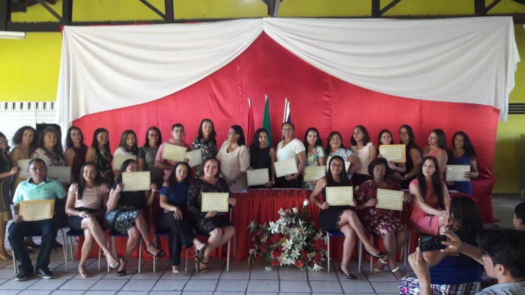 Parabéns aos novos pós-graduados