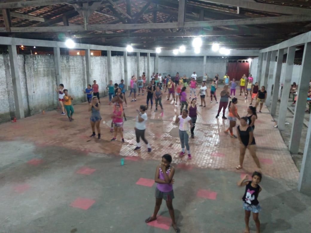 Aula de zumba grátis é a nova febre entre os nunesfreirenses