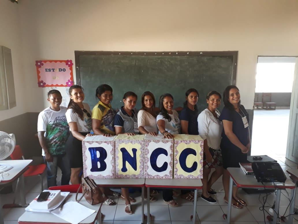 BNCC é estudada por professores de Amapá do Maranhão