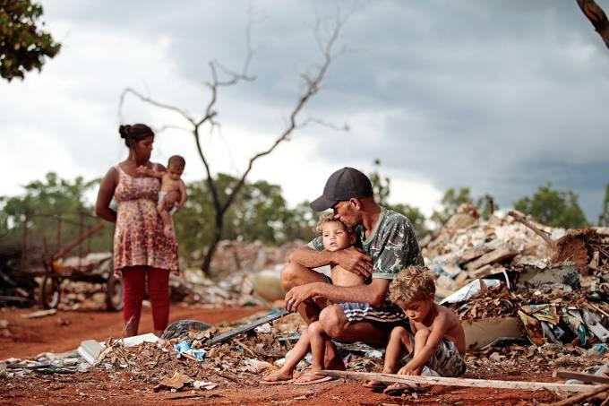 Extrema pobreza aumenta e chega a 15,2 milhões de pessoas em 2017