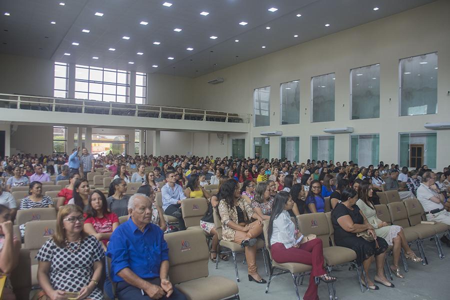 Hamilton Werneck abre Semana Pedagógica de Maracaçumé sob elogios dos professores