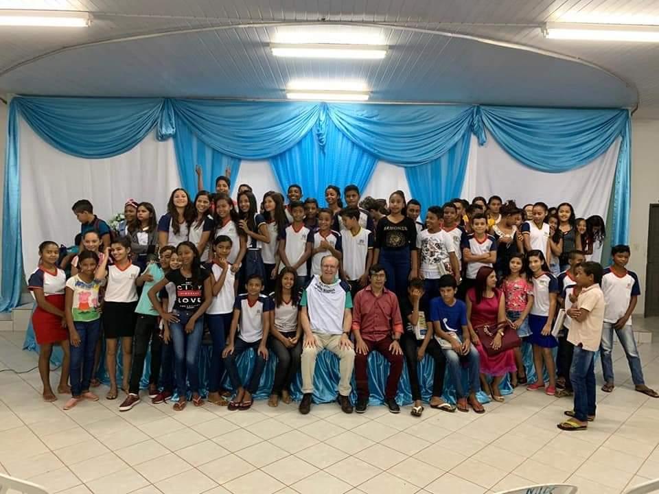 Hamilton Werneck visita complexo educacional que recebe o seu nome