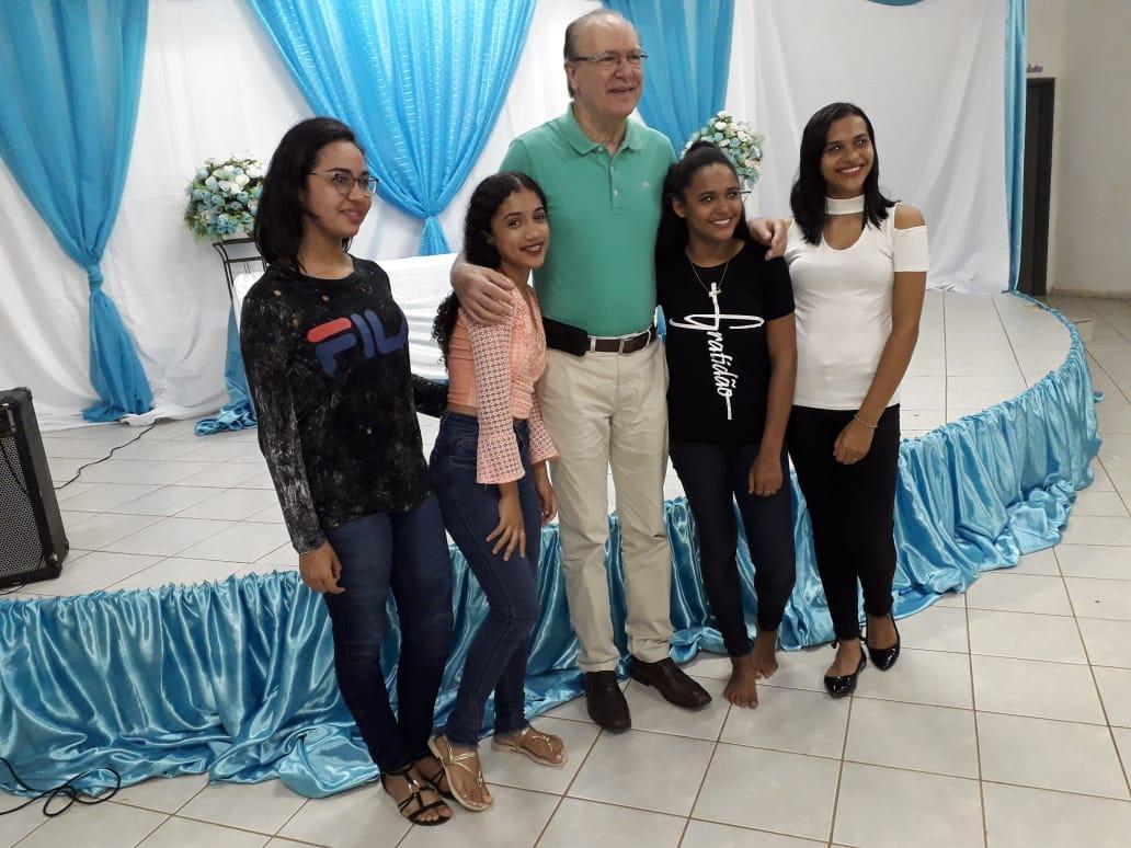 Hamilton Werneck visita complexo educacional que recebe o seu nome