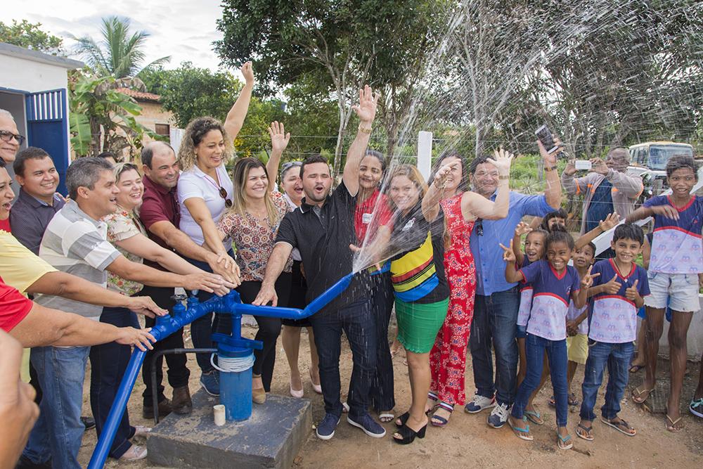 Escola e ginásio são inaugurados em Maracaçumé