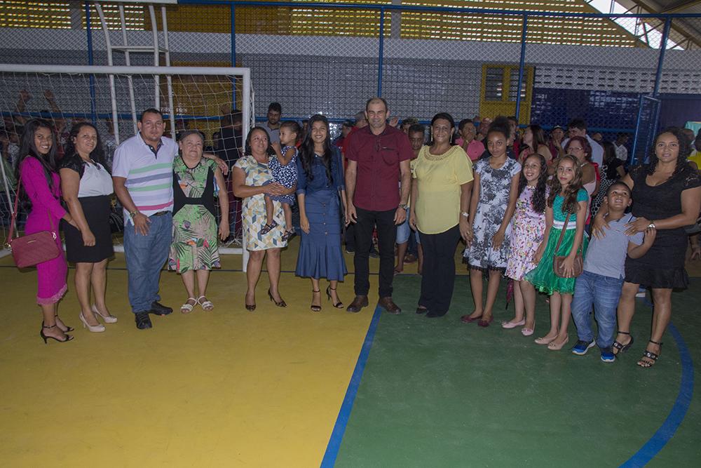 Escola e ginásio são inaugurados em Maracaçumé