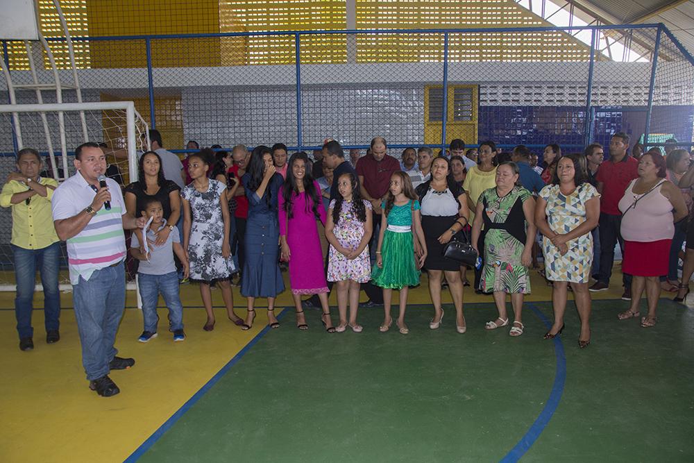 Escola e ginásio são inaugurados em Maracaçumé