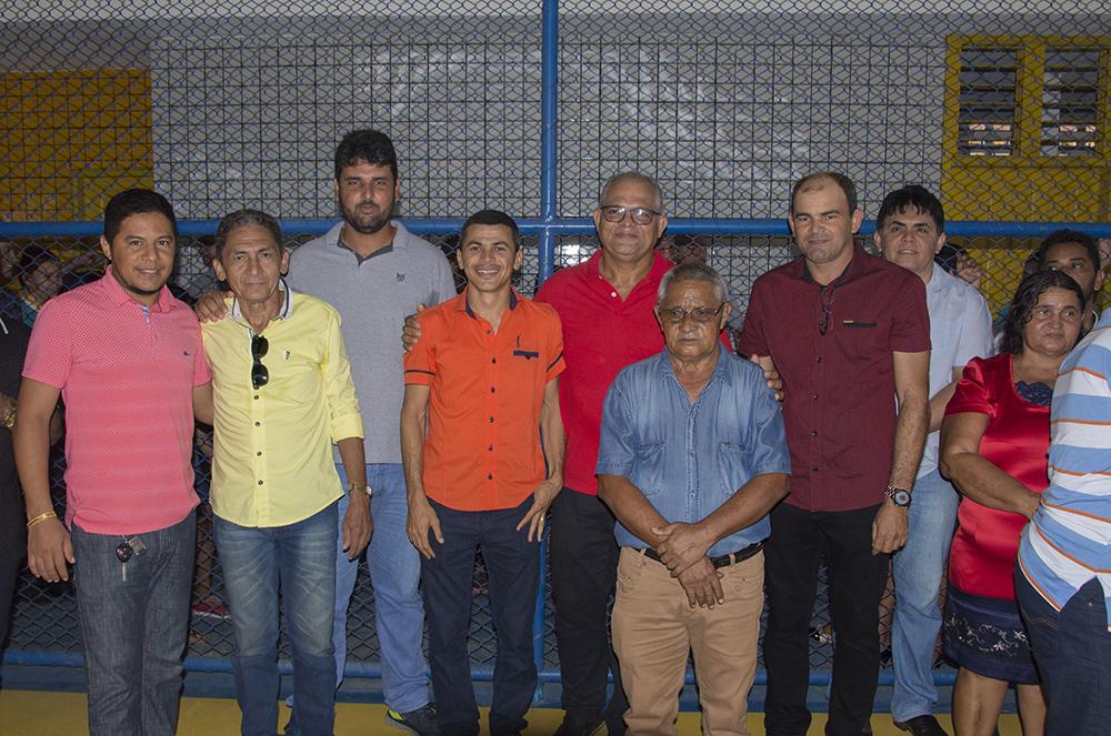 Escola e ginásio são inaugurados em Maracaçumé