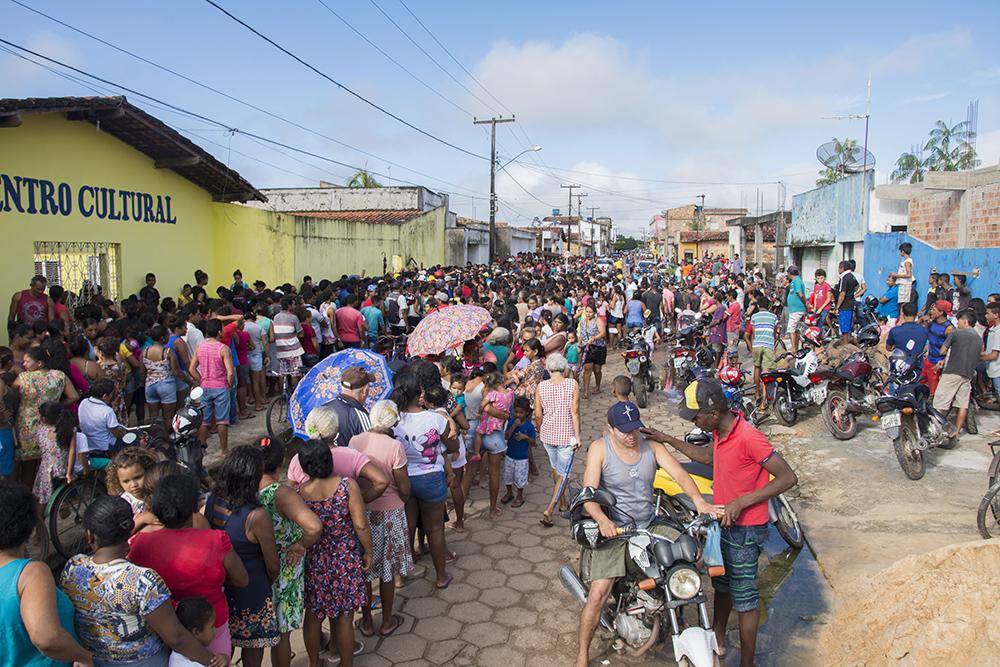 Milhares de cestas básicas foram distribuídas ás famílias maracaçumeenses