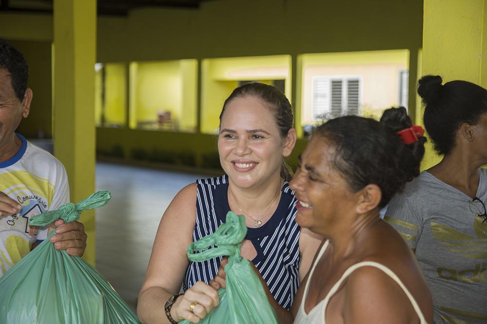 Milhares de cestas básicas foram distribuídas ás famílias maracaçumeenses