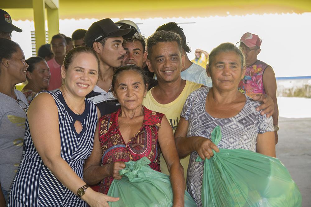 Milhares de cestas básicas foram distribuídas às famílias maracaçumeenses