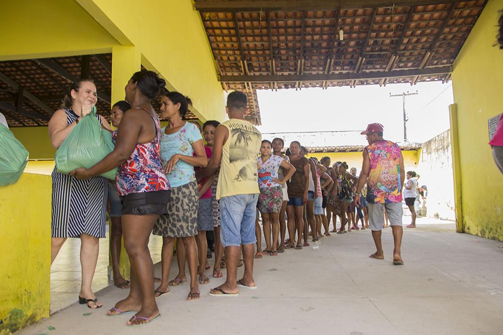 Milhares de cestas básicas foram distribuídas às famílias maracaçumeenses