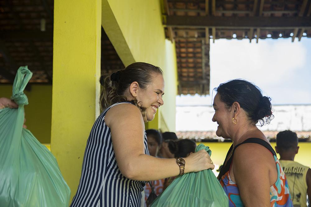 Milhares de cestas básicas foram distribuídas às famílias maracaçumeenses